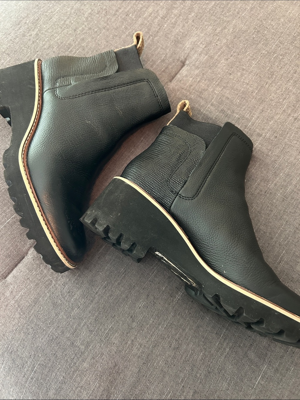 Dolce Vita Black Lug Chelsea Boots with Contrast Trim
